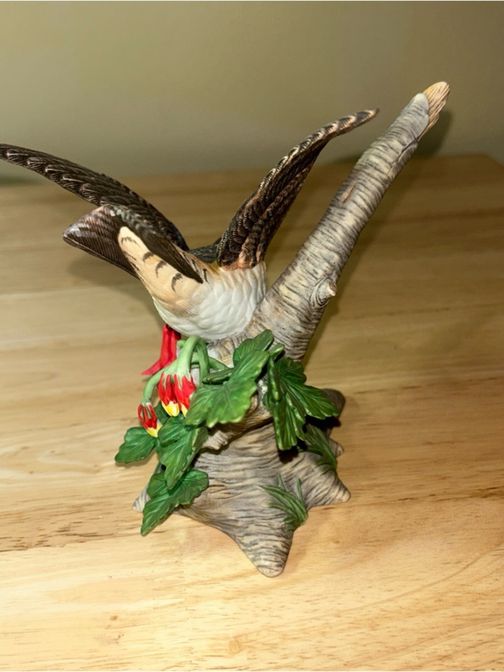 Lenox CLIFF SWALLOW Porcelain Bird Figurine 2000 Colorful Flowers - Picture 9 of 11